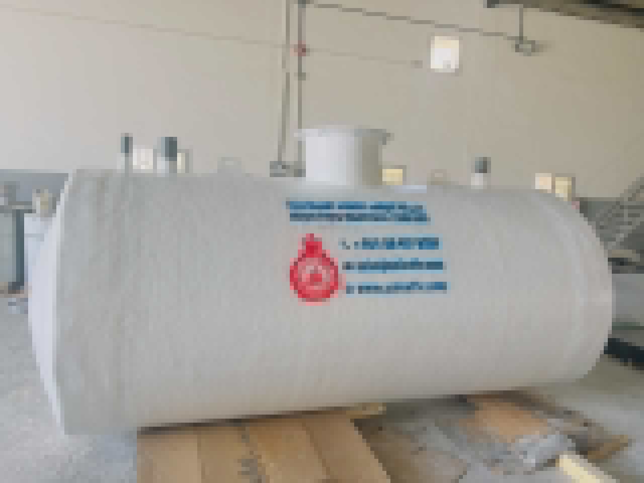 FRP Cylindrical Tank for industrial equipment